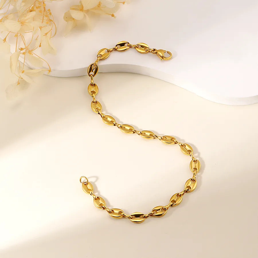 Simple Style Geometric 201 Stainless Steel 18K Gold Plated Bracelets In Bulk
