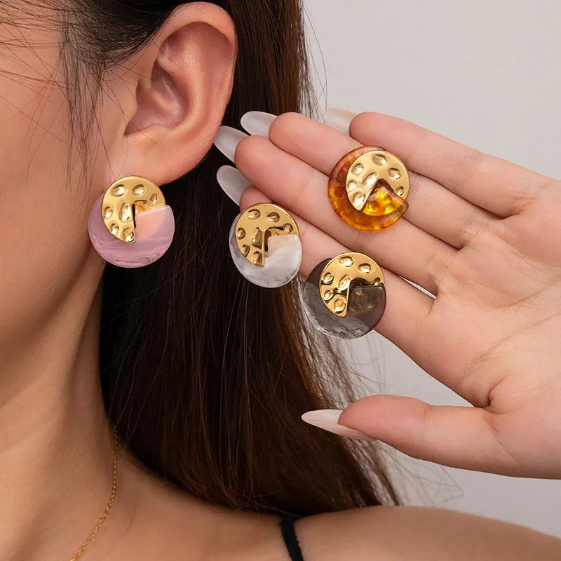Round Hammered Stud Earrings for Women in Dyed Black Titanium Steel with Amber Inlay