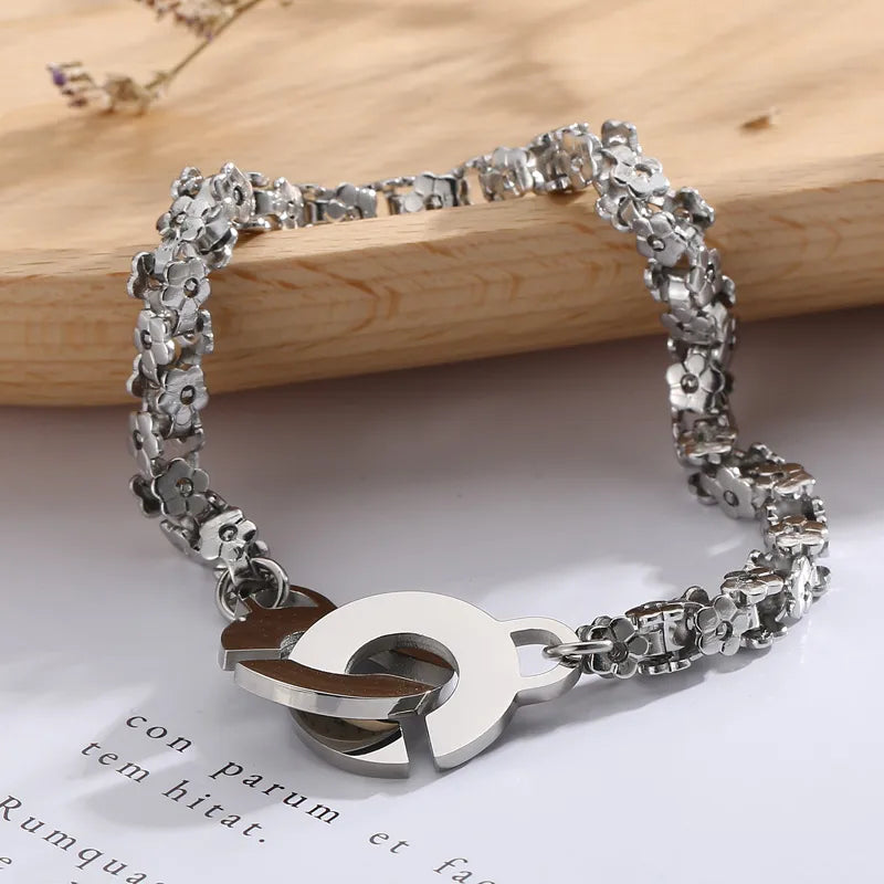 Elegant Flower Titanium Steel 18K Gold Plated Bracelets In Bulk