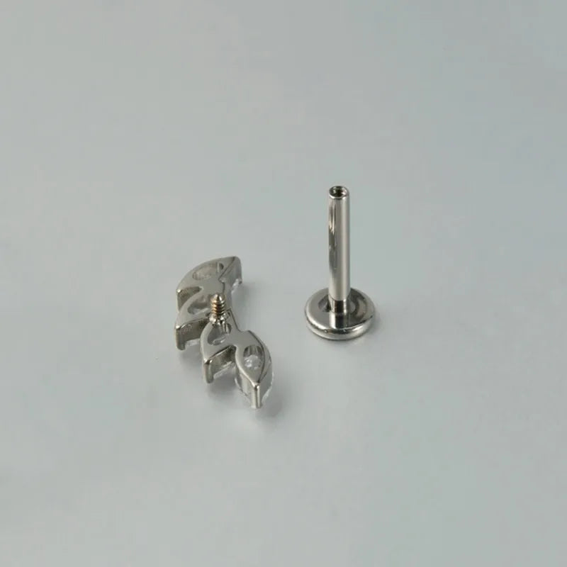 1 Piece Ear Cartilage Rings & Studs Japanese Style Classic Style Artistic Irregular Rhombus Pure Titanium Titanium Alloy Plating Zircon 14K Gold Plated White Gold Plated