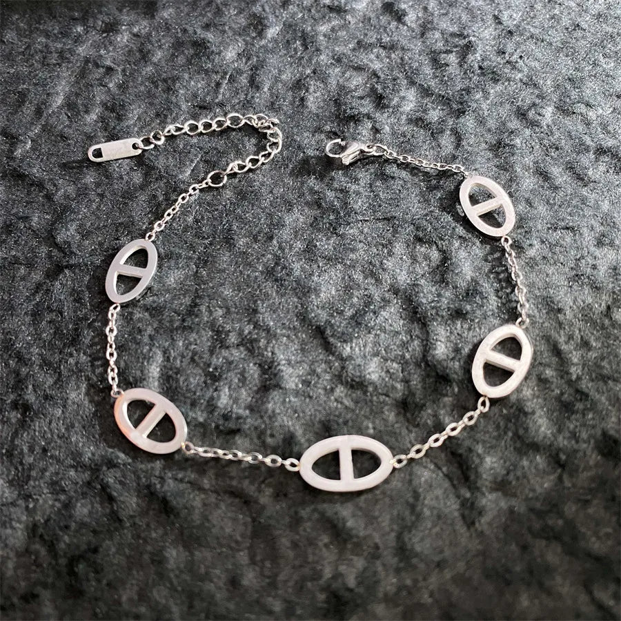 Simple Style Geometric Titanium Steel 18K Gold Plated Bracelets In Bulk