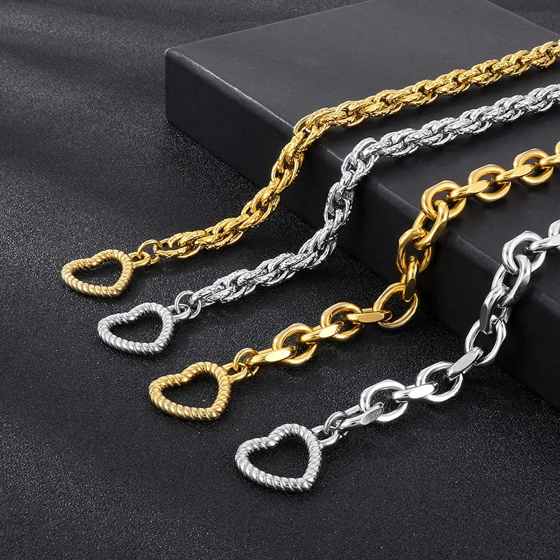 Simple Style Heart Shape Stainless Steel 18K Gold Plated Bracelets In Bulk