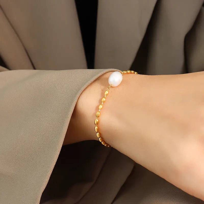 Fashion Solid Color 304 Stainless Steel 18K Gold Plated Bracelets In Bulk