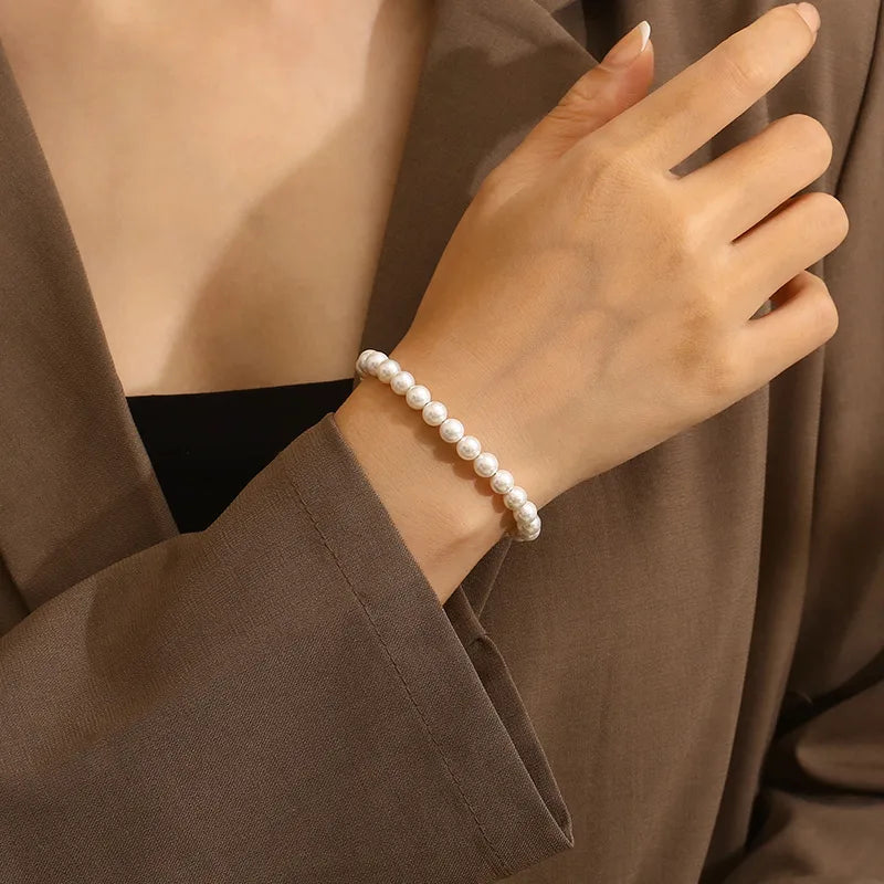 Elegant Simple Style Solid Color Stainless Steel 18K Gold Plated Bracelets In Bulk