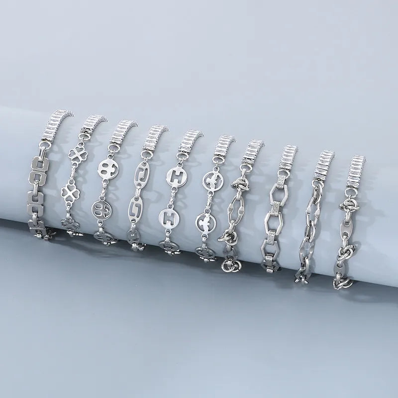 Simple Style Solid Color 304 Stainless Steel 18K Gold Plated Bracelets In Bulk