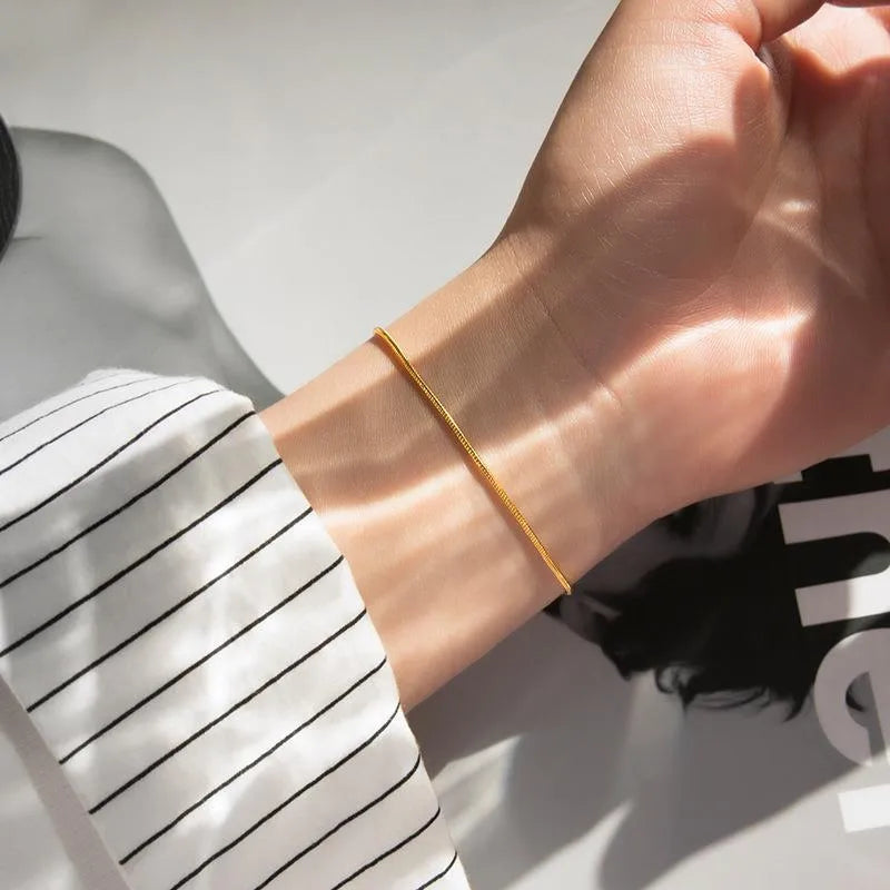 Casual Solid Color 304 Stainless Steel 18K Gold Plated Bracelets In Bulk