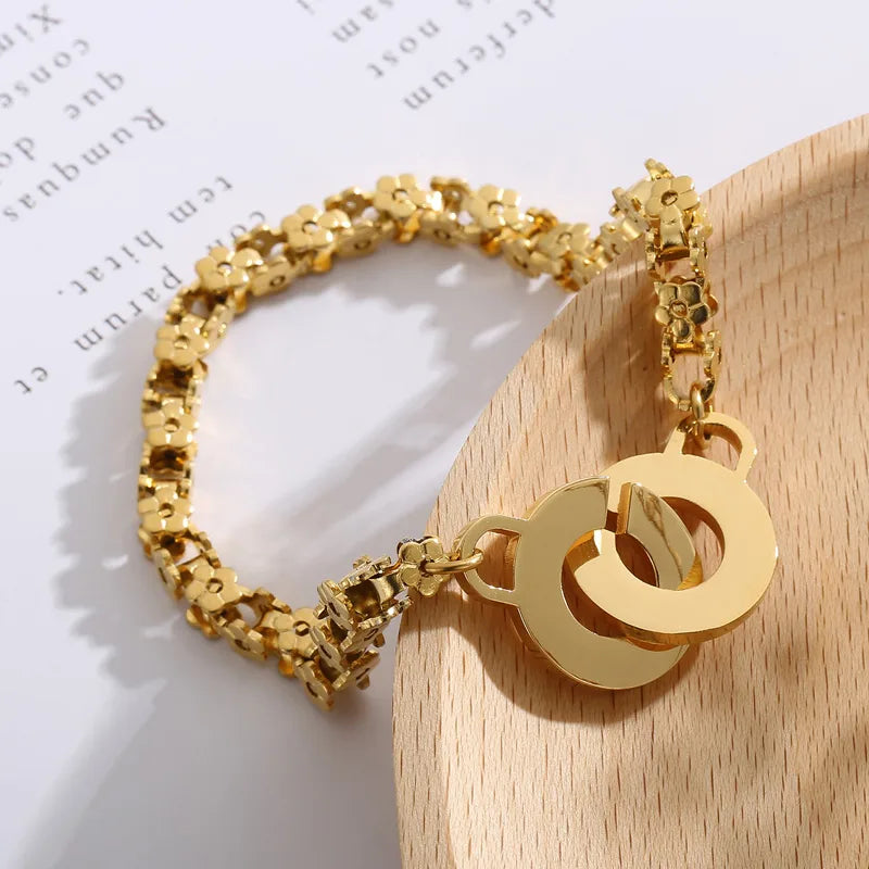 Elegant Flower Titanium Steel 18K Gold Plated Bracelets In Bulk