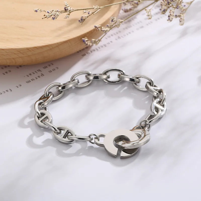 Simple Style Geometric Titanium Steel 18K Gold Plated Bracelets In Bulk