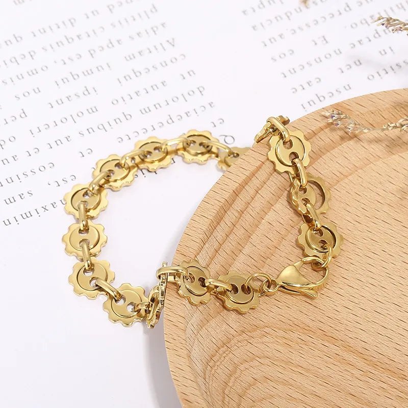 Simple Style Solid Color Titanium Steel 18K Gold Plated Bracelets In Bulk