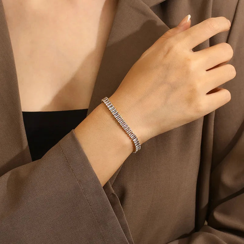 Elegant Simple Style Solid Color Stainless Steel 18K Gold Plated Bracelets In Bulk