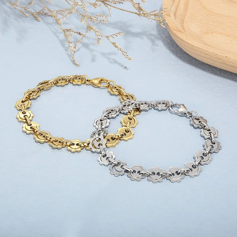Simple Style Solid Color Titanium Steel 18K Gold Plated Bracelets In Bulk