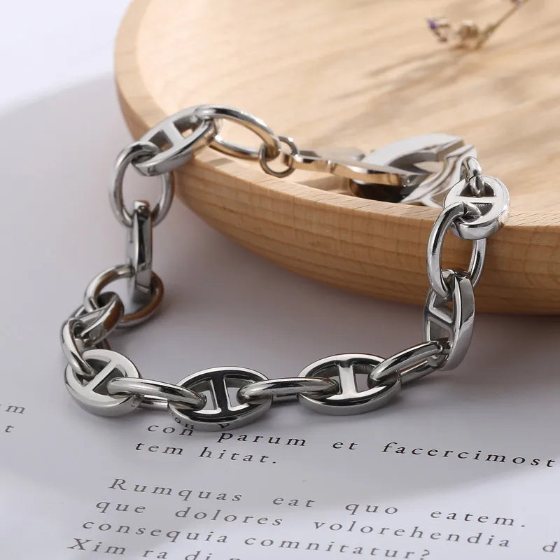 Simple Style Geometric Titanium Steel 18K Gold Plated Bracelets In Bulk