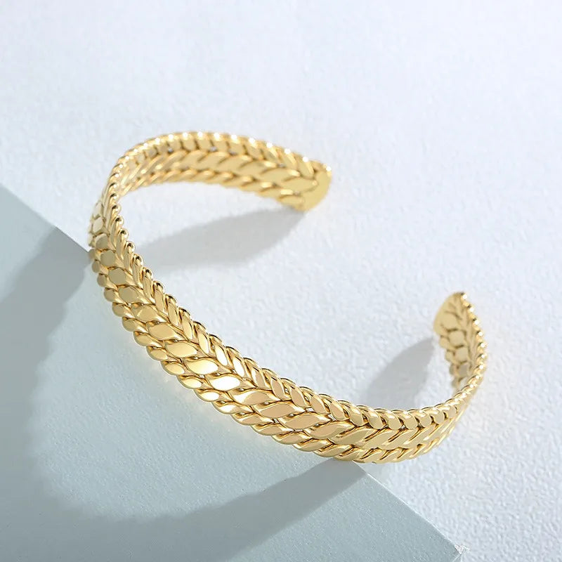 Fashion Leaf Titanium Steel 18K Gold Plated Bracelets In Bulk
