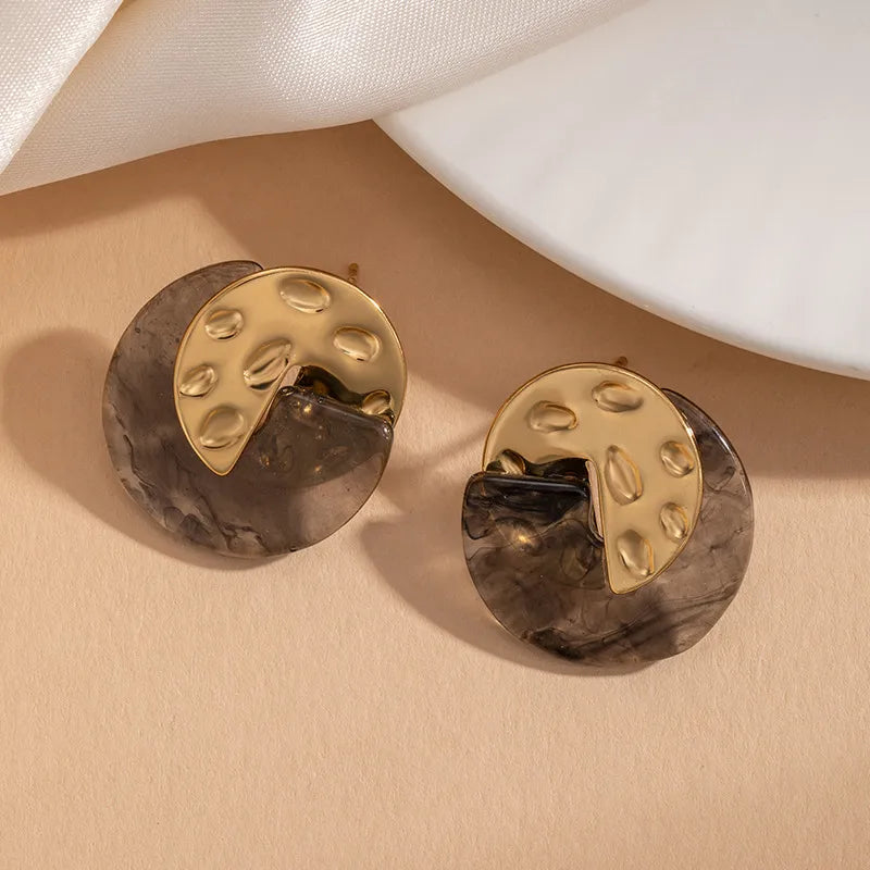 Round Hammered Stud Earrings for Women in Dyed Black Titanium Steel with Amber Inlay