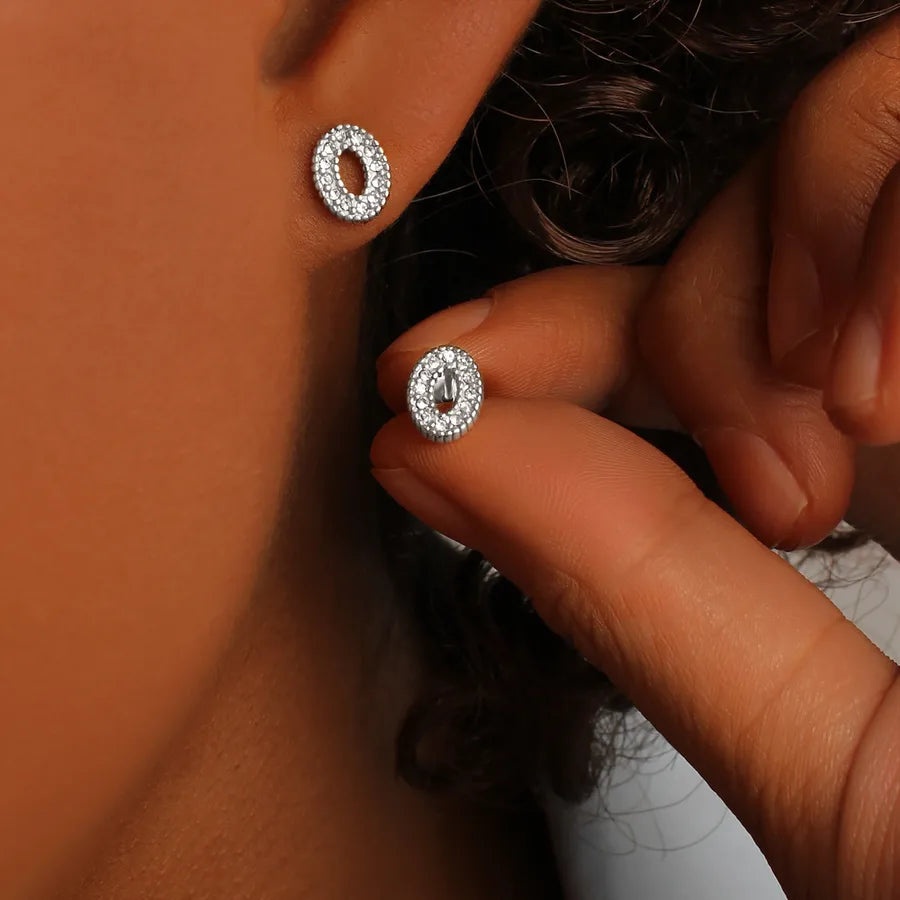 Oval Gold Stud Earrings For Women Featuring Titanium Steel With 304 Stainless Steel Ear Pins and Rhinestone Inlay