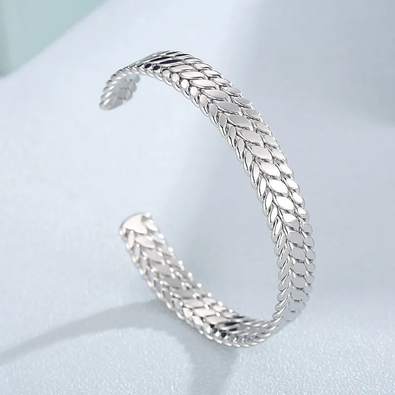 Fashion Leaf Titanium Steel 18K Gold Plated Bracelets In Bulk