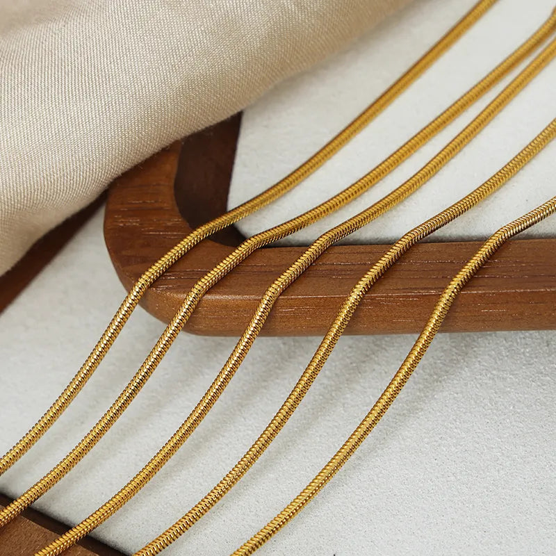 Simple Style Solid Color Titanium Steel 18K Gold Plated Bracelets In Bulk