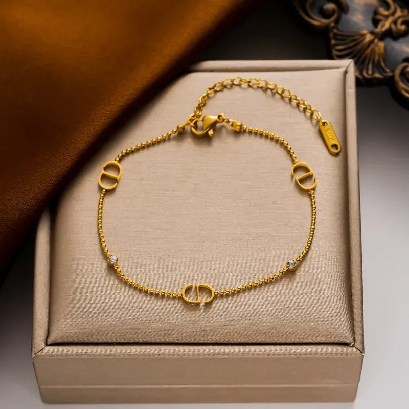 Fashion Round 304 Stainless Steel 18K Gold Plated Bracelets In Bulk